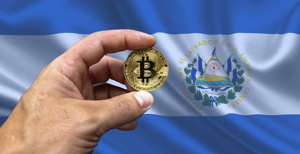 El Salvador là nước khởi đầu cho xu hướng áp dụng Bitcoin toàn cầu